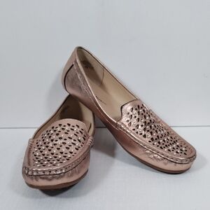 10400 FINAL PRICE Isaac Mizrahi Live Rose Gold leather Andrea Loafers 9